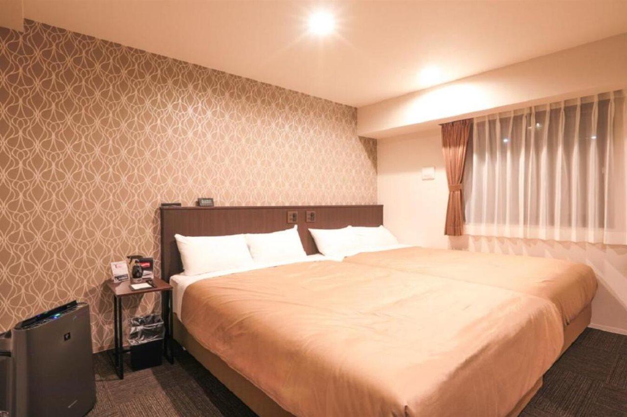 Hotel Livemax Shinyokohama Yokohama  Exterior photo